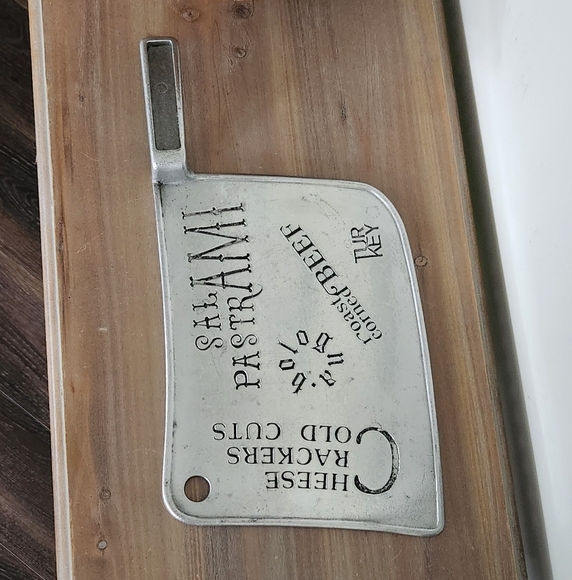 🔪 York Metal Crafters Meat Cleaver Décor – Vintage 1977, Rustic Farmhouse Style - Picture 14 of 16